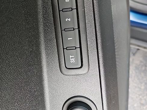 Used 2020 Chevrolet Equinox Premier AWD/4WD image 11