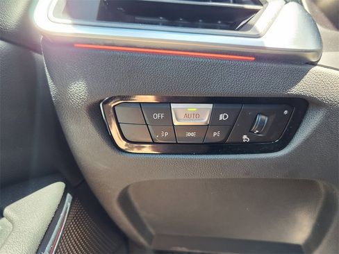 Used 2022 BMW 330i xDrive Sedan w/ Convenience Package image 20