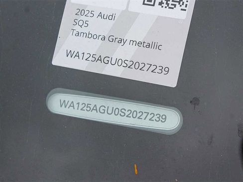 New 2025 Audi SQ5 Premium Plus image 31