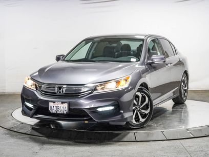 Used 2017 Honda Accord EX