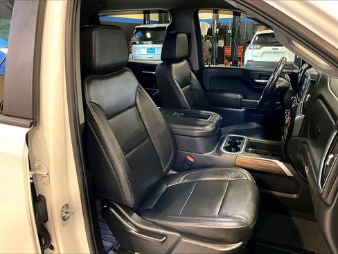 Used 2019 Chevrolet Silverado 1500 RST AWD/4WD image 11
