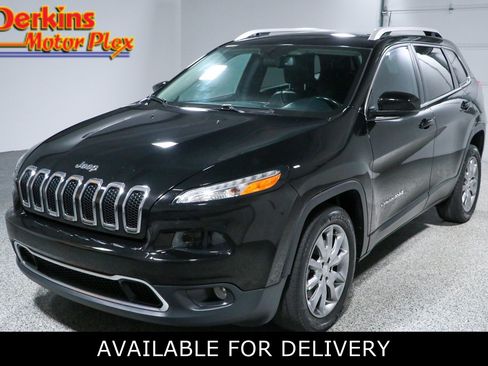 Used 2018 Jeep Cherokee Limited FWD image 1