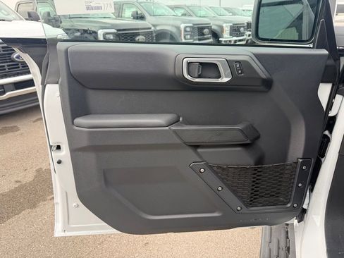 New 2025 Ford Bronco Outer Banks image 6