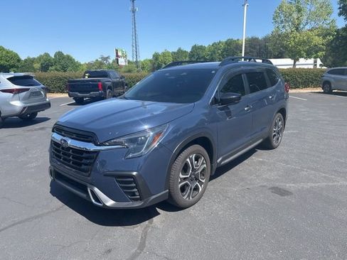 Used 2024 Subaru Ascent Touring AWD/4WD image 2