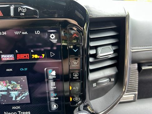 Used 2020 RAM 1500 Limited w/ Black Appearance Package RWD image 37