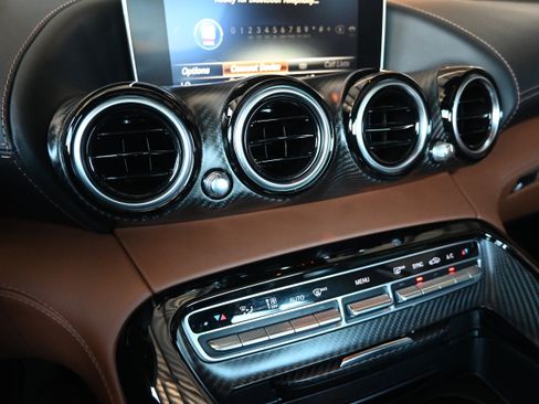 Used 2016 Mercedes-Benz AMG GT S image 39