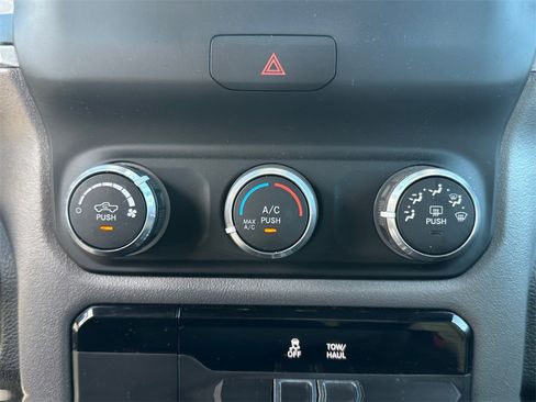 Used 2022 RAM 1500 Big Horn image 22