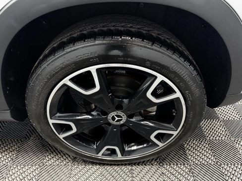 Used 2019 Mercedes-Benz GLA 250 image 18