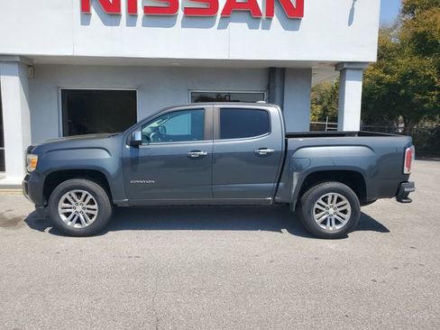 Used 2017 GMC Canyon SLT w/ Driver Alert Package image 11