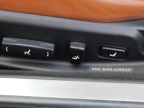 Used 2002 Lexus SC 430 Convertible image 38