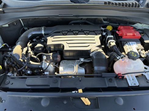 Used 2023 Jeep Renegade Latitude image 31