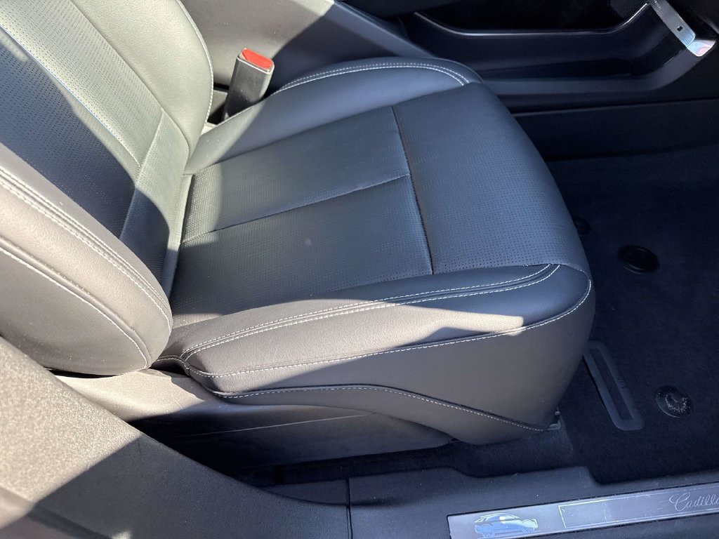 Used 2024 Cadillac Lyriq Sport w/ LPO, Floor Liner Package AWD/4WD image 27
