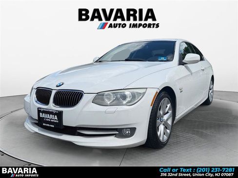 Used 2011 BMW 328i xDrive Coupe AWD/4WD image 1
