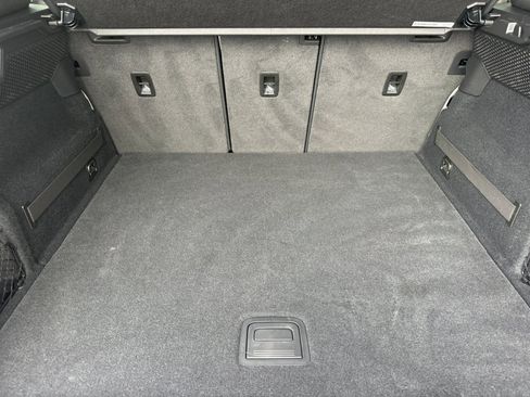 Used 2025 Porsche Macan Electric image 15