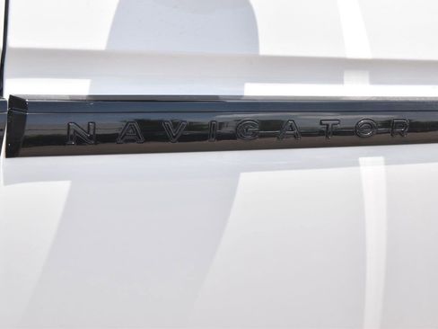 New 2027 Lincoln Navigator Black Label AWD/4WD image 48