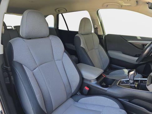 Used 2021 Subaru Outback Premium AWD/4WD image 12