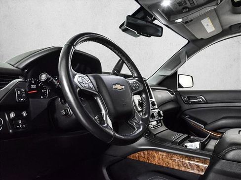 Used 2020 Chevrolet Tahoe Premier AWD/4WD image 10