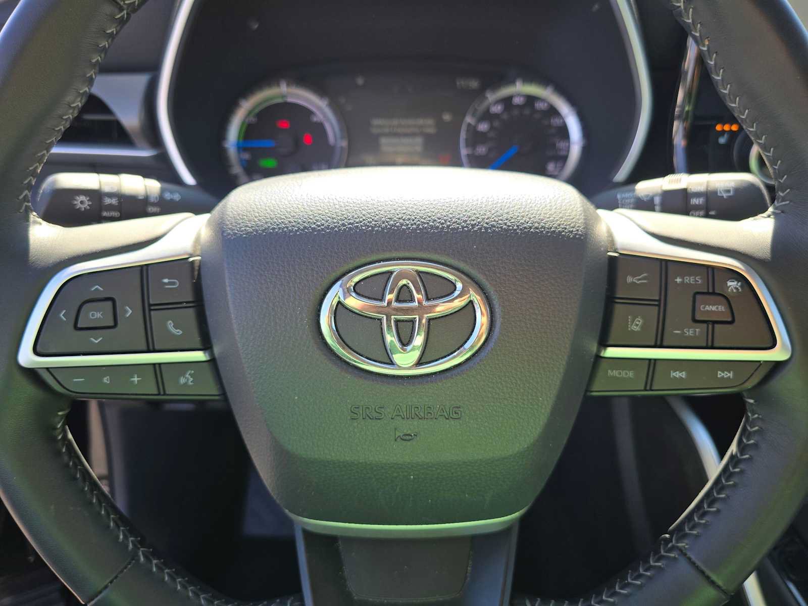 Certified 2025 Toyota Highlander XLE AWD/4WD image 25