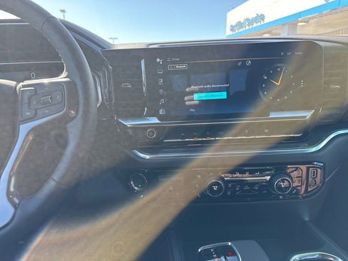 Used 2024 Chevrolet Silverado 1500 High Country w/ High Country Premium Package image 22