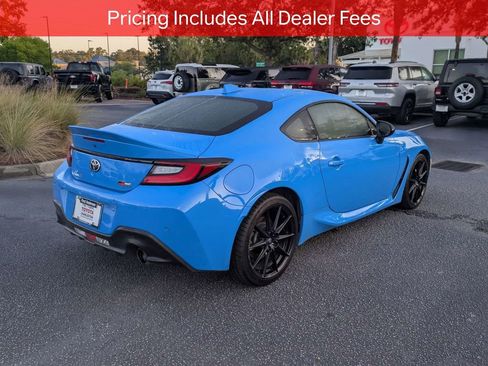 Certified 2022 Toyota GR86 Premium RWD image 5