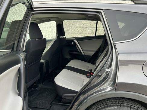 Certified 2017 Toyota RAV4 XLE image 17