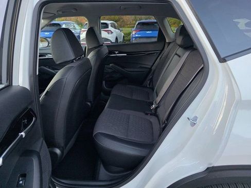 New 2026 Kia Seltos S AWD/4WD image 16