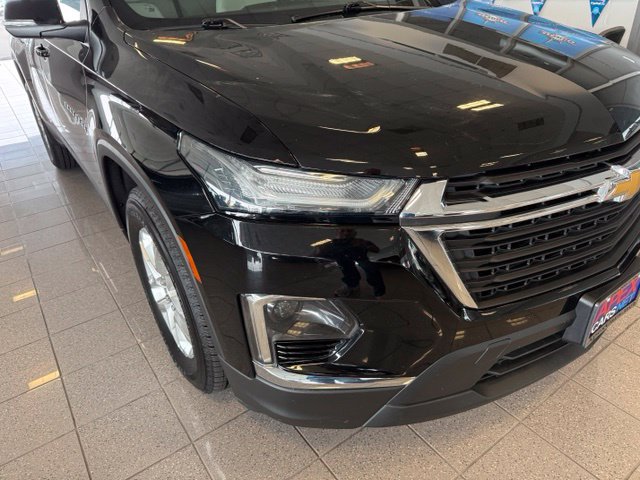 Used 2022 Chevrolet Traverse LS FWD image 9