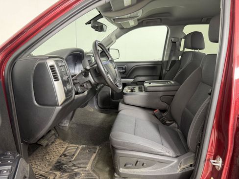 Used 2018 Chevrolet Silverado 1500 LT w/ All Star Edition AWD/4WD image 2