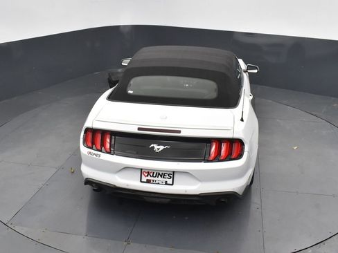 Used 2023 Ford Mustang Premium RWD image 29