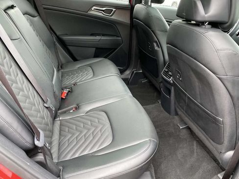 Used 2026 Kia Sportage X-Line w/ X-Line Premium Package AWD/4WD image 23