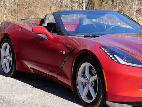 Used 2014 Chevrolet Corvette Stingray Convertible w/ 2LT Preferred Equipment Group RWD image 43