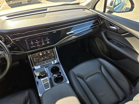 Used 2020 Audi Q7 3.0T Premium Plus image 34