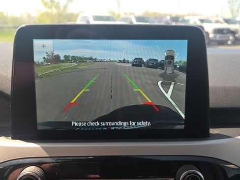 Used 2022 Ford Escape SE AWD/4WD image 32