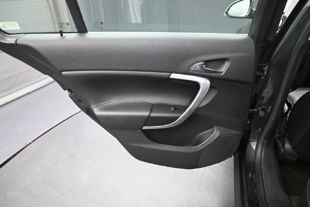 Used 2015 Buick Regal Premium FWD image 16