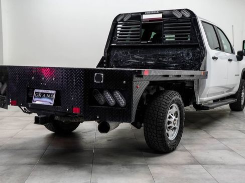 Used 2024 Chevrolet Silverado 2500 W/T w/ WT Convenience Package AWD/4WD image 11