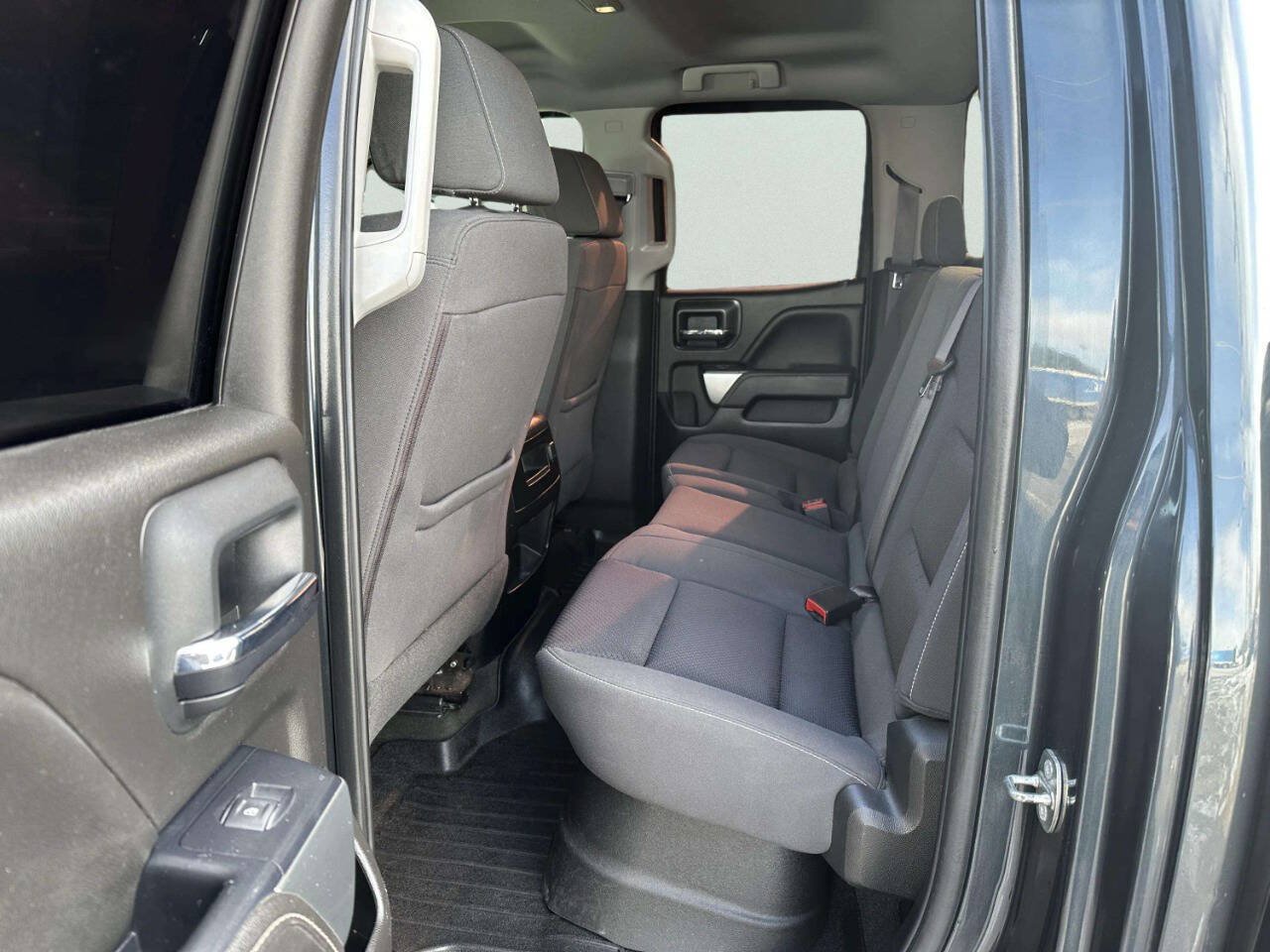 Used 2017 Chevrolet Silverado 1500 LT w/ All Star Edition AWD/4WD image 12