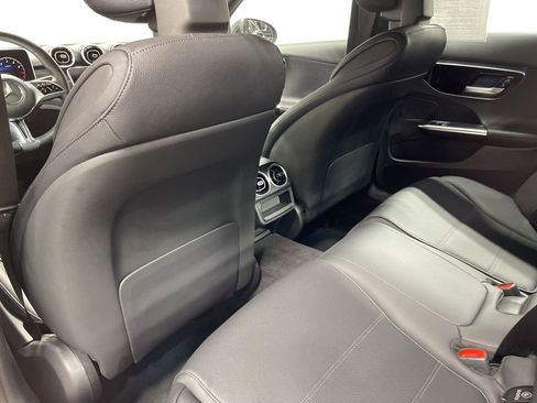Used 2025 Mercedes-Benz C 300 4MATIC Sedan image 26