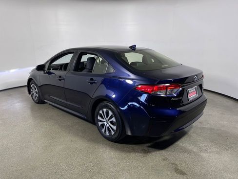 Certified 2022 Toyota Corolla LE w/ Carpet Mat Package (TMS) image 5