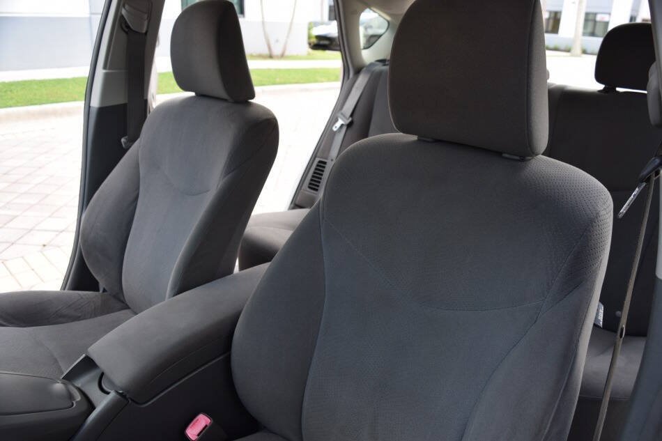 Used 2010 Toyota Prius Two w/ Preferred Accessory Pkg FWD image 41