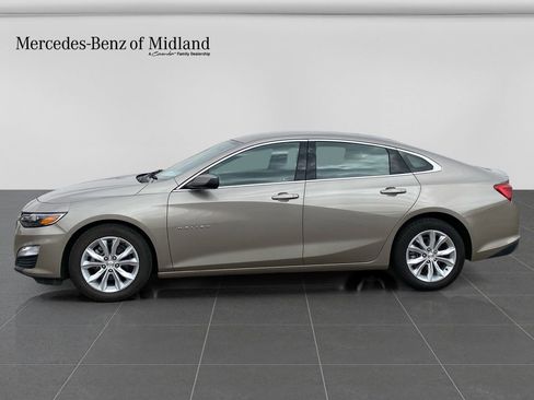 Used 2024 Chevrolet Malibu LT image 4