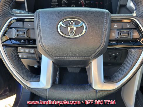 Used 2023 Toyota Tundra Platinum image 19