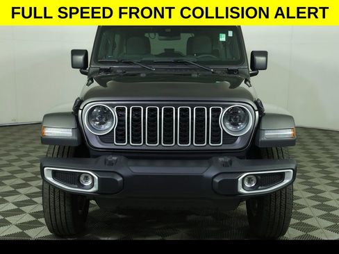 Used 2025 Jeep Wrangler Unlimited Sahara AWD/4WD image 10
