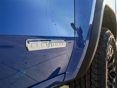 New 2026 GMC Canyon Elevation w/ Convenience Package image 10