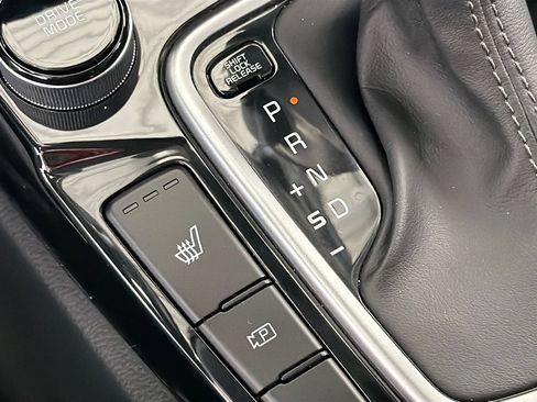 Used 2024 Kia Seltos S AWD/4WD image 22