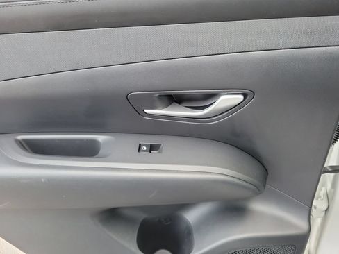 Used 2025 Hyundai Tucson SEL AWD/4WD image 15