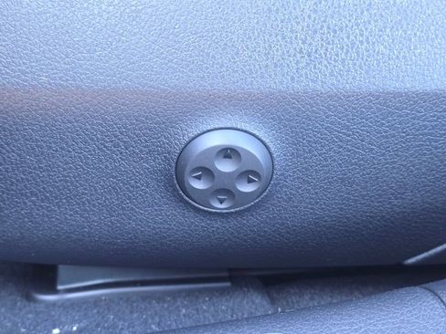 New 2026 Mercedes-Benz C 300 4MATIC Sedan image 38