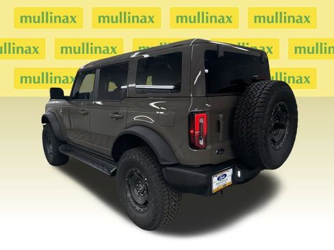 New 2025 Ford Bronco Outer Banks w/ Sasquatch Package image 9