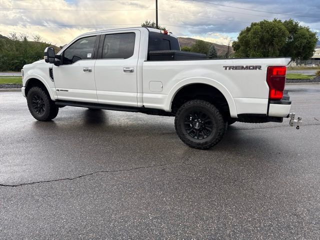 Used 2022 Ford F350 Platinum w/ Tremor Off-Road Package AWD/4WD image 4
