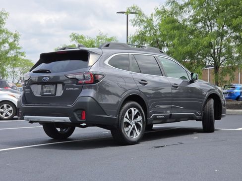 Used 2022 Subaru Outback Limited AWD/4WD image 21
