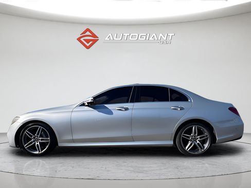 Used 2019 Mercedes-Benz E 300 image 3